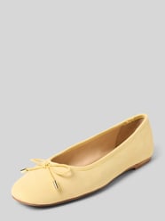 Ballerinas aus Leder mit Schleifendetail von INUOVO - 15