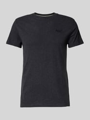 T-Shirt mit Label-Stitching von Superdry - 30