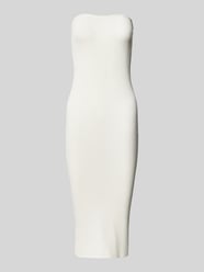 Knielanges Off-Shoulder-Kleid in Ripp-Optik Modell 'WILLOW' von Vero Moda Beige - 11