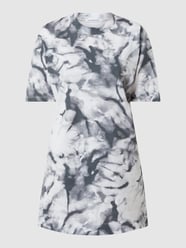 Shirtkleid mit Logo-Muster  von Calvin Klein Jeans Grau / Schwarz - 36