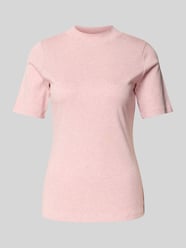 T-shirt z prążkowaną stójką od Christian Berg Woman Fuksjowy - 36
