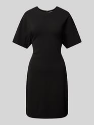 T-Shirt-Kleid mit Teilungsnaht von Calvin Klein Womenswear Schwarz - 20