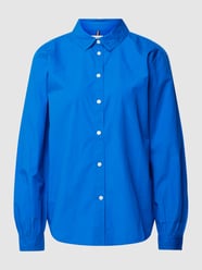 Bluzka koszulowa o kroju relaxed fit z listwą guzikową od Tommy Hilfiger Niebieski - 7