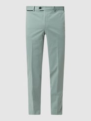 Straight Fit Chino mit Stretch-Anteil Modell 'Peaker' von Hiltl Grün - 24