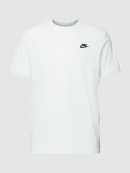 T-Shirt mit Label-Stitching Modell 'NSW CLUB TEE' von Nike - 39