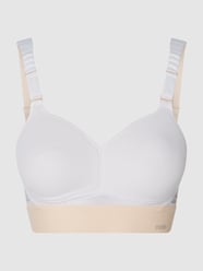 Sport BH mit wattierten Cups Modell 'Triaction Hybrid Lite'  von Triumph Weiß - 45