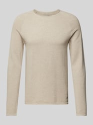 Sweter z dzianiny z naszywką z logo model ‘HILL’ od JACK & JONES - 18
