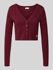Cropped Strickjacke mit Knopfleiste von Calvin Klein Jeans Bordeaux - 18