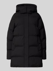 Płaszcz pikowany o kroju oversized z kapturem model ‘JOSIE’ od ONLY - 13