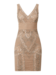 Cocktailkleid aus Mesh mit Zierperlen Modell 'Selina' von LACE & BEADS Pink - 4