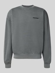 Bluza o kroju oversized z wyhaftowanym logo od PEGADOR - 19