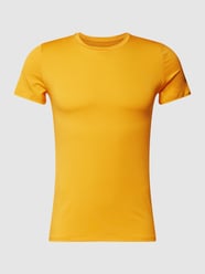 T-Shirt in unifarbenem Design Modell 'Tencel' von HOM Gelb - 9