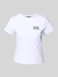 T-shirt z nadrukiem ze sloganem od REVIEW - 11