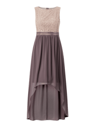 Abendkleid aus Spitze und Chiffon in Vokuhila-Passform  von Jake*s Cocktail Braun - 35