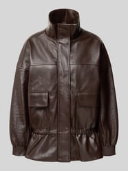 Jacke mit Stehkragen und Pattentaschen von Gina Tricot Bordeaux - 45