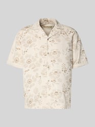 Koszula casual z kołnierzem rewersowym, krój regular fit od GUESS - 41