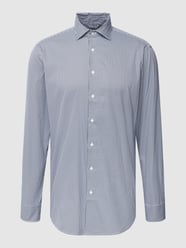 Koszula biznesowa o kroju regular fit w kratkę vichy od SEIDENSTICKER REGULAR FIT Niebieski - 20