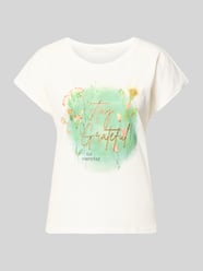 T-shirt z mieszanki wiskozy z nadrukiem statement w kroju regular fit od Christian Berg Woman - 42