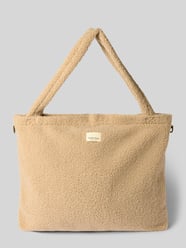 Shopper aus Teddyfell mit Label-Detail von STUDIO NOOS - 20