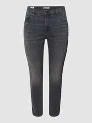Jeansy PLUS SIZE o kroju skinny fit z naszywką z logo od Levi’s® Plus Czarny - 13