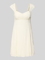 Tailliertes Minikleid mit Raffung Modell 'HELDA' von Only - 39