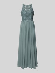 Abendkleid mit floralen Stickereien und Ziersteinen von Laona - 30
