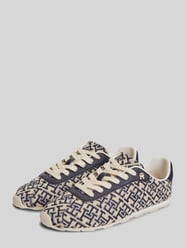 Sneakersy w nadruku z logo na całej powierzchni od Tommy Hilfiger - 27
