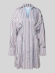 Taliowana sukienka casualowa z mieszanki wiskozy model 'D086' od Jake*s Casual - 29