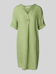 Knielanges Leinenkleid mit V-Ausschnitt von ZABAIONE - 45