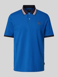 Regular Fit Poloshirt mit Label-Badge von bugatti - 28