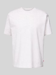 T-shirt z wyhaftowanym logo od Levi's® - 40