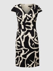 Knielanges Kleid mit Allover-Muster von comma Grau / Schwarz - 13