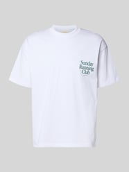 t-shirt z nadrukiem z napisem model 'Sunday Running Club' od ANOTHER COTTON LAB - 1