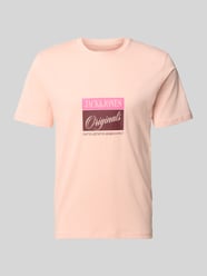 t-shirt z nadrukiem z napisem model 'RHYERES' od JACK & JONES - 43