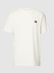 T-Shirt mit Rundhalsausschnitt Modell 'BADGE' von Tommy Jeans Weiß - 10