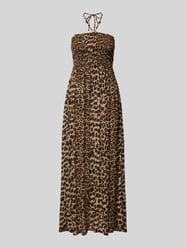 Midi-jurk met smokdetails, model 'Amber' van Kaffe - 6
