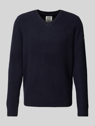 Gebreide pullover met V-hals, model 'BOJALF' van ECOALF - 43