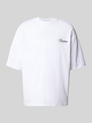 t-shirt z nadrukiem z logo i nadrukiem z napisem od REVIEW - 23