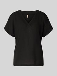 T-shirt z dekoltem w serek model ‘Delia’ od Soyaconcept - 1