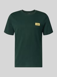 Regular Fit T-Shirt aus reiner Baumwolle mit Label-Detail von JACK & JONES - 25