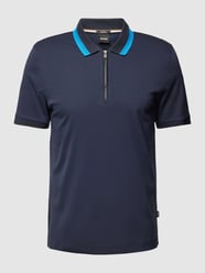 Slim Fit Poloshirt mit kurzem Reißverschluss Modell 'Polston' von BOSS Blau - 35