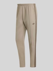 Slim Fit spodnie dresowe z mieszanki bawełny z kantami od adidas Originals - 2