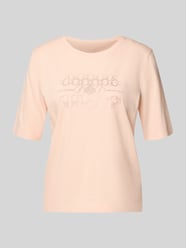 t-shirt z obszyciem ozdobnymi kamieniami i okrągłym dekoltem od Marc Cain - 45