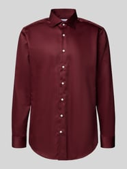 Regular Fit Businesshemd mit Kentkragen Modell 'New' von SEIDENSTICKER REGULAR FIT Bordeaux - 24