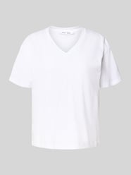 T-shirt z prążkowanym dekoltem w serek model ‘SAELI’ od Samsøe Samsøe - 39