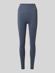 Leggings in Ripp-Optik mit Label-Detail von AIMN - 36