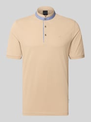 Slim Fit Poloshirt mit Stehkragen von bugatti Beige - 21