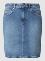 Spódnica jeansowa z dodatkiem streczu model ‘Kenna’ od Selected Femme Niebieski - 19