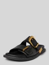 Slides mit Dornschließe und Label-Detail Modell 'ARCH' von Steve Madden - 19