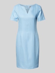 Knielanges Kleid mit V-Ausschnitt von WHITE LABEL - 2